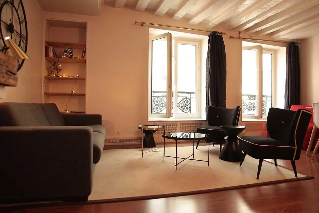 Marche Saint-germain Apartament